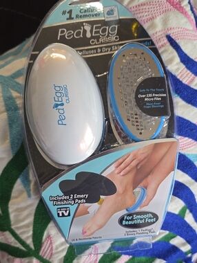 PedEgg Classic White Foot Exfoliant & Callus Remover